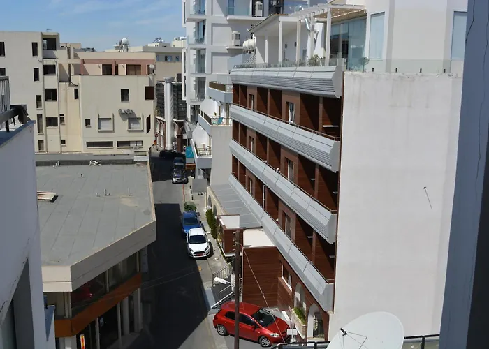 P L Sunorama Garden 302 Appartamento Larnaca