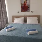 P L Sunorama Garden 302 Апартаменти Ларнака