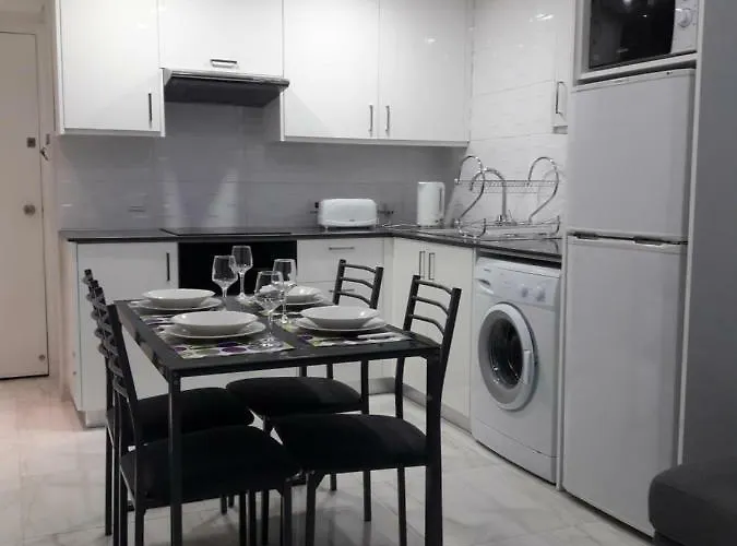 P L Sunorama Garden 302 Apartman Lárnaka