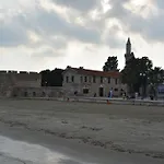 Апартаменты Sunorama Beach Garden 302 Ларнака