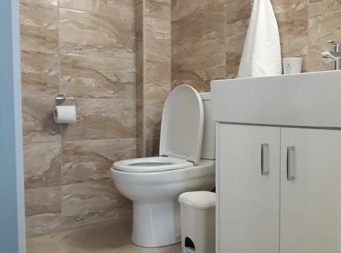 P L Sunorama Garden 302 Апартаменти